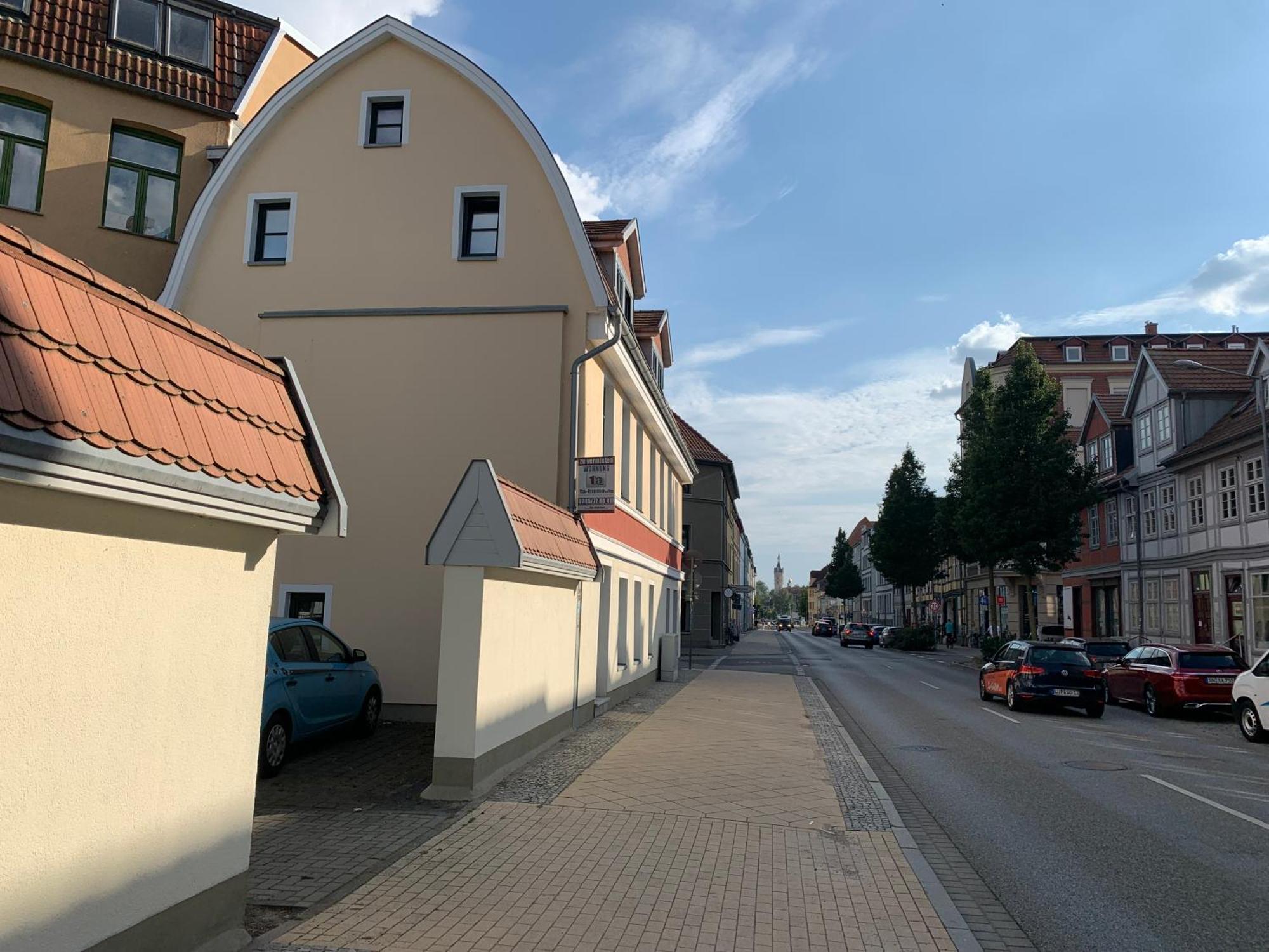 City-Apartment Mit Parkplatz & Fahrradraum! Nur 300M Zum Stadthafen Schwerin  Exterior photo